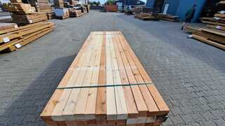 Ca. 96x Douglas balken geschaafd, 90x90mm, lengte 300cm